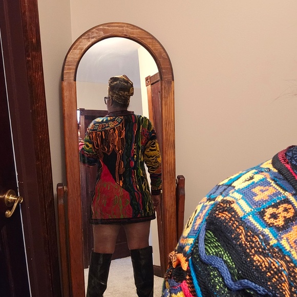 Authentic COOGI Casino V Neck Sweater - Picture 7 of 7